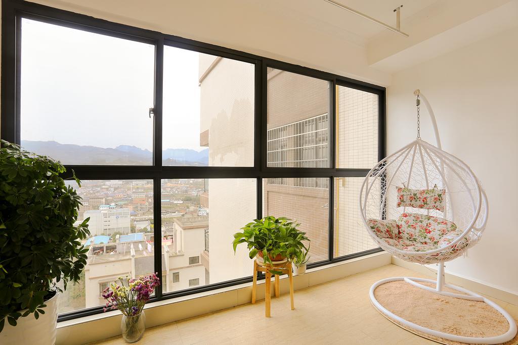 Midsummer Homestay Zhangjiajie Bagian luar foto