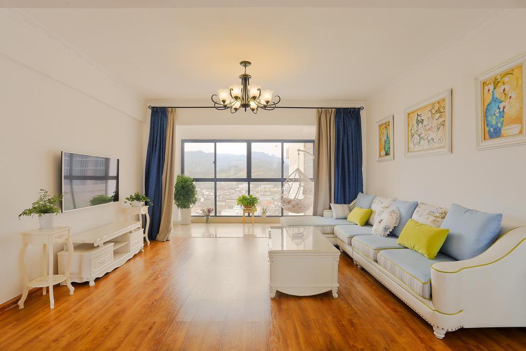 Midsummer Homestay Zhangjiajie Bagian luar foto