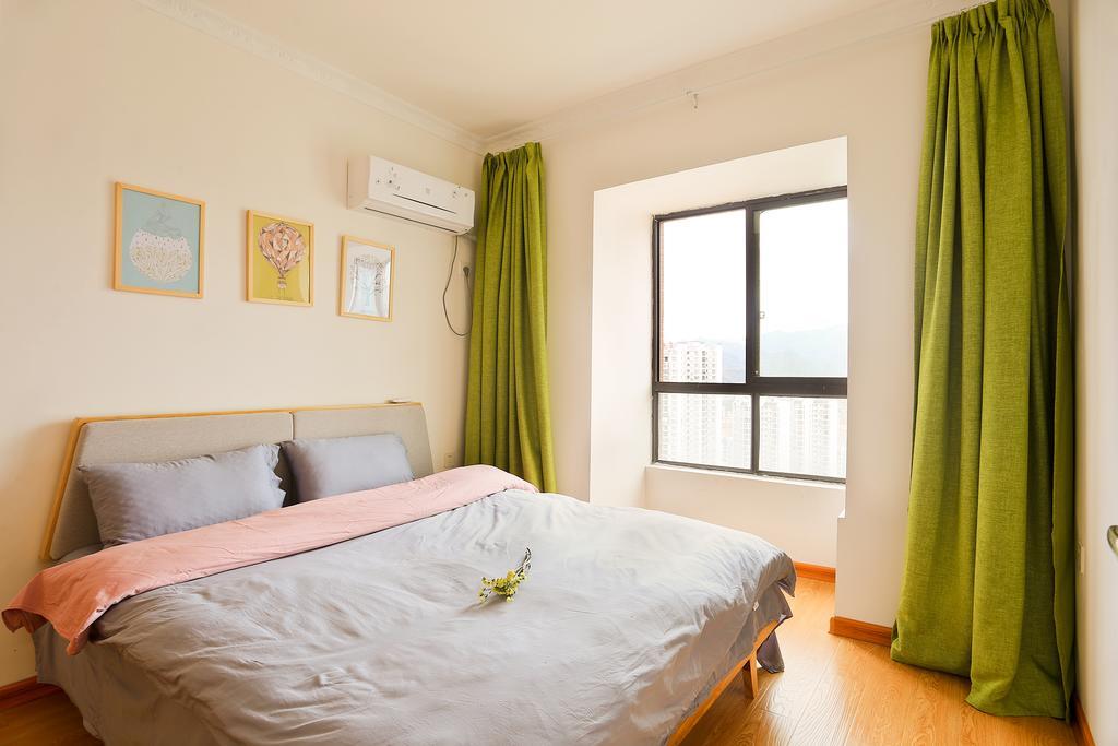 Midsummer Homestay Zhangjiajie Bagian luar foto