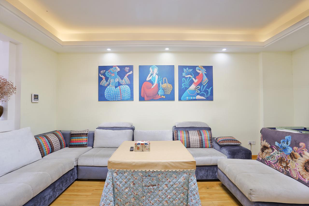 Midsummer Homestay Zhangjiajie Bagian luar foto